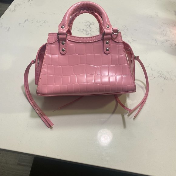 Balenciaga Calfskin Crocodile Embossed Neo Mini in Classic Pink - Picture 3 of 4